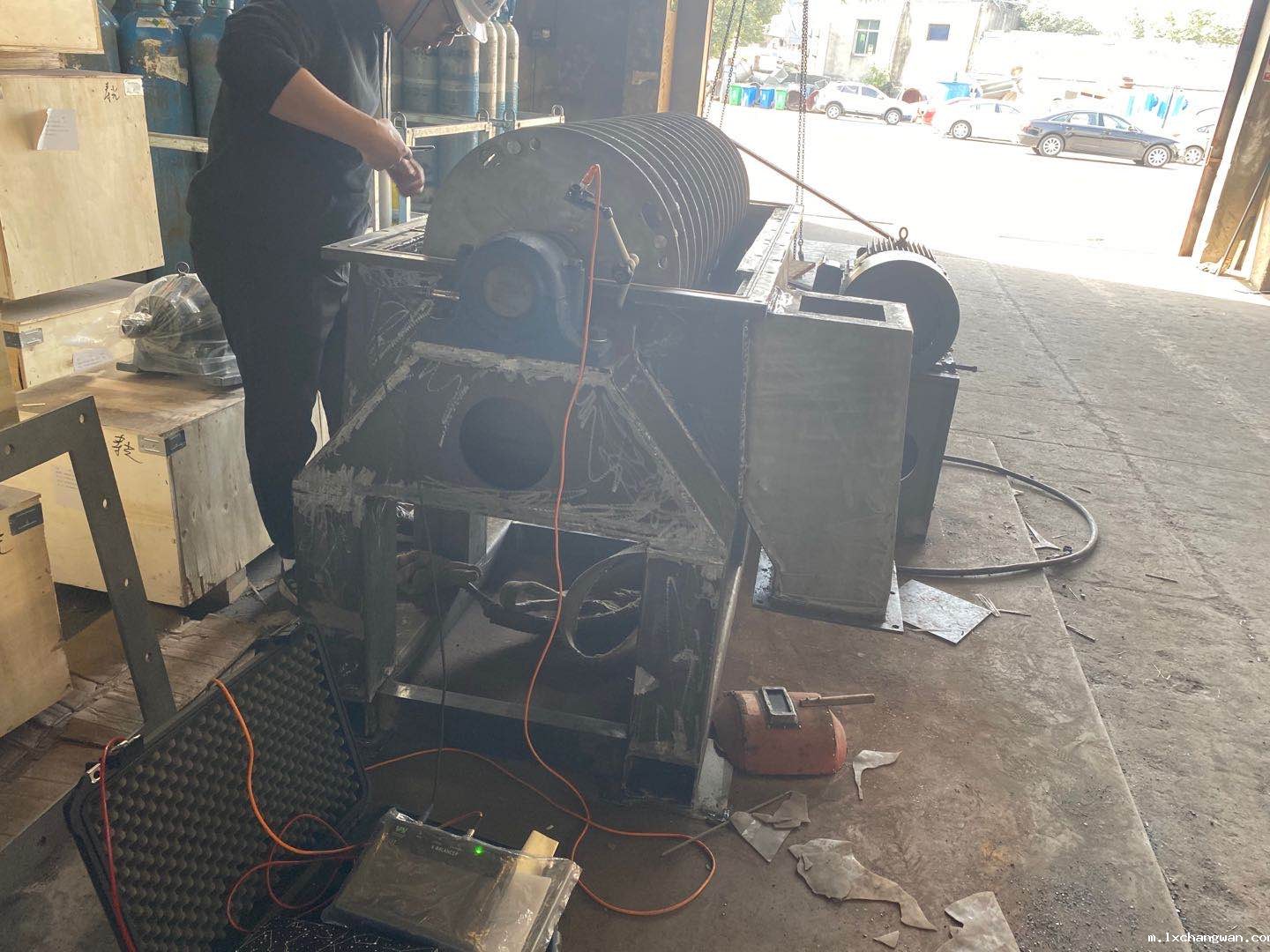 破碎机.jpg
